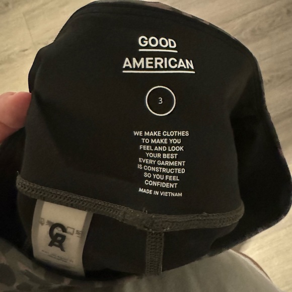 Good American the ferocious leopard print legging - Picture 3 of 7